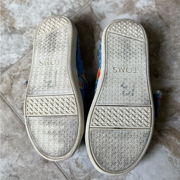 TOMS Kids Blue Space Dinosaur Sneakers - Picture 5 of 5